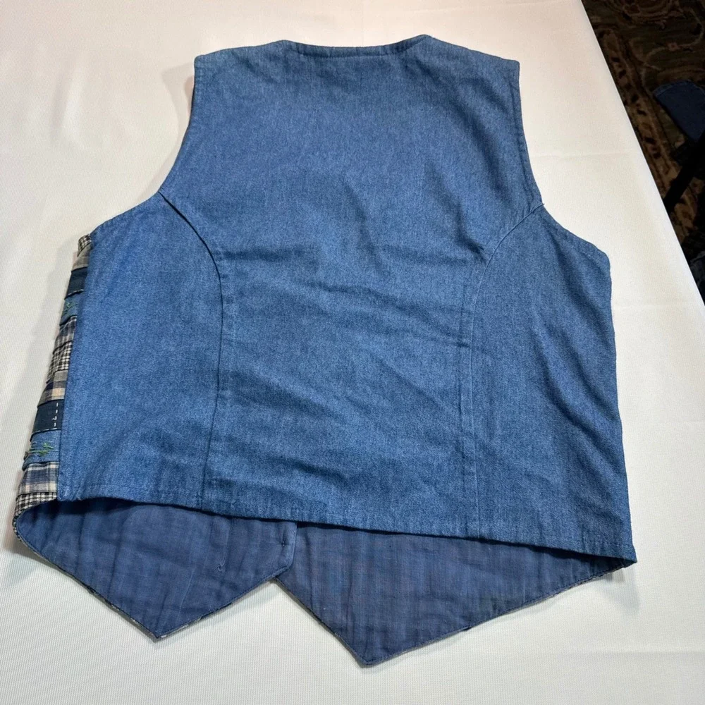 Vintage Coastal Grandma Patchwork Plaid Medium Jeans Denim Embroidered Vest Blue